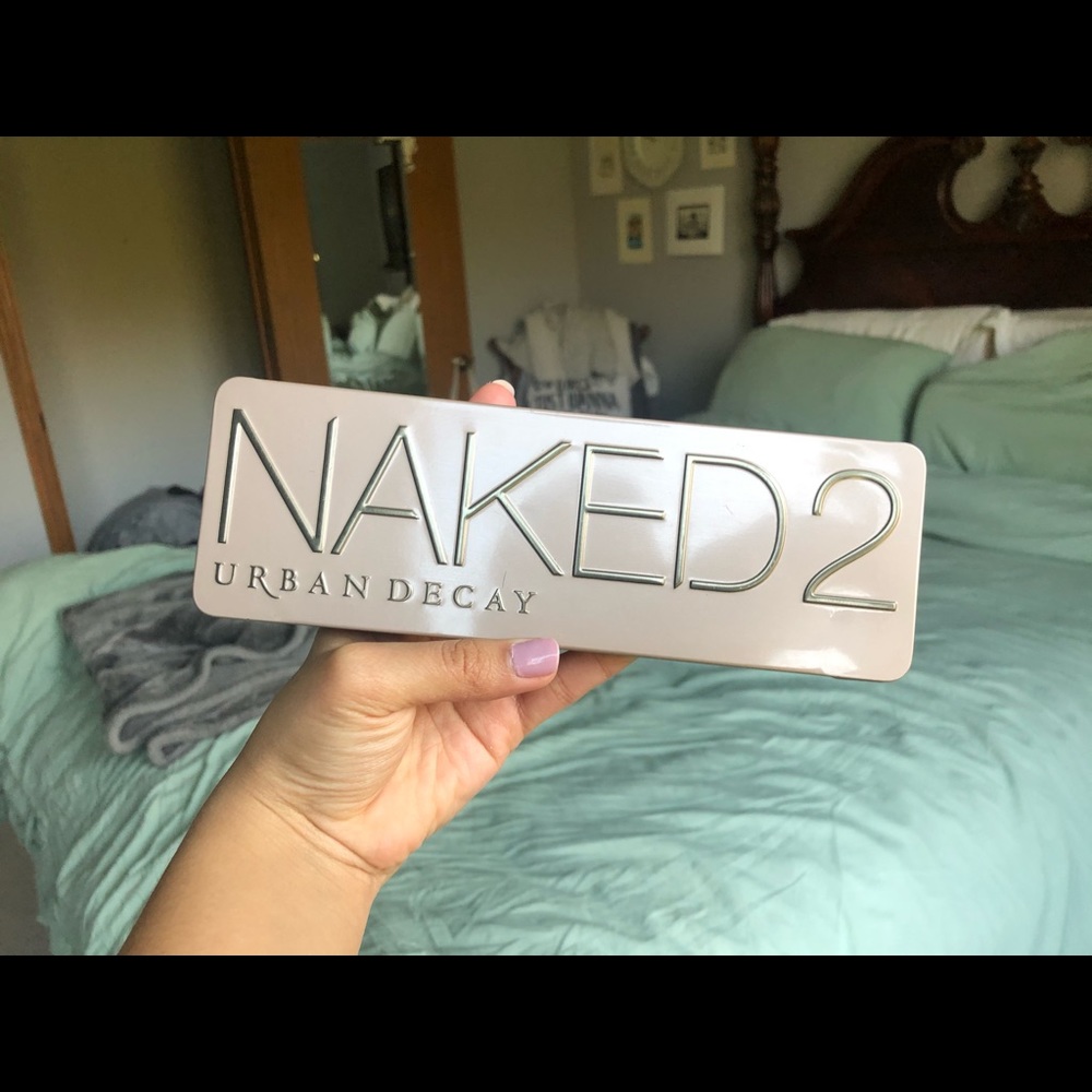 Naked 2 palette + free philosophy cleanser.